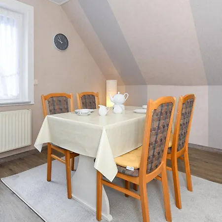 Im Haus Wiederkehr *